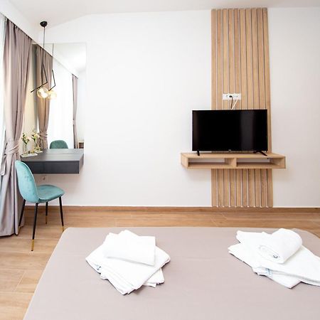 Apartments Sirena - Modern Stay With Free Parking Budva Buitenkant foto