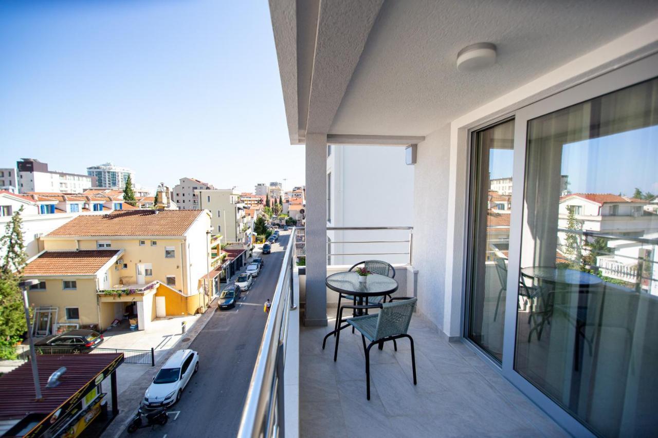 Apartments Sirena - Modern Stay With Free Parking Budva Buitenkant foto