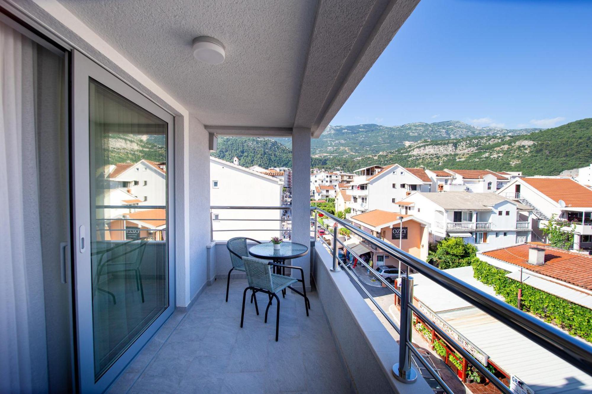 Apartments Sirena - Modern Stay With Free Parking Budva Buitenkant foto