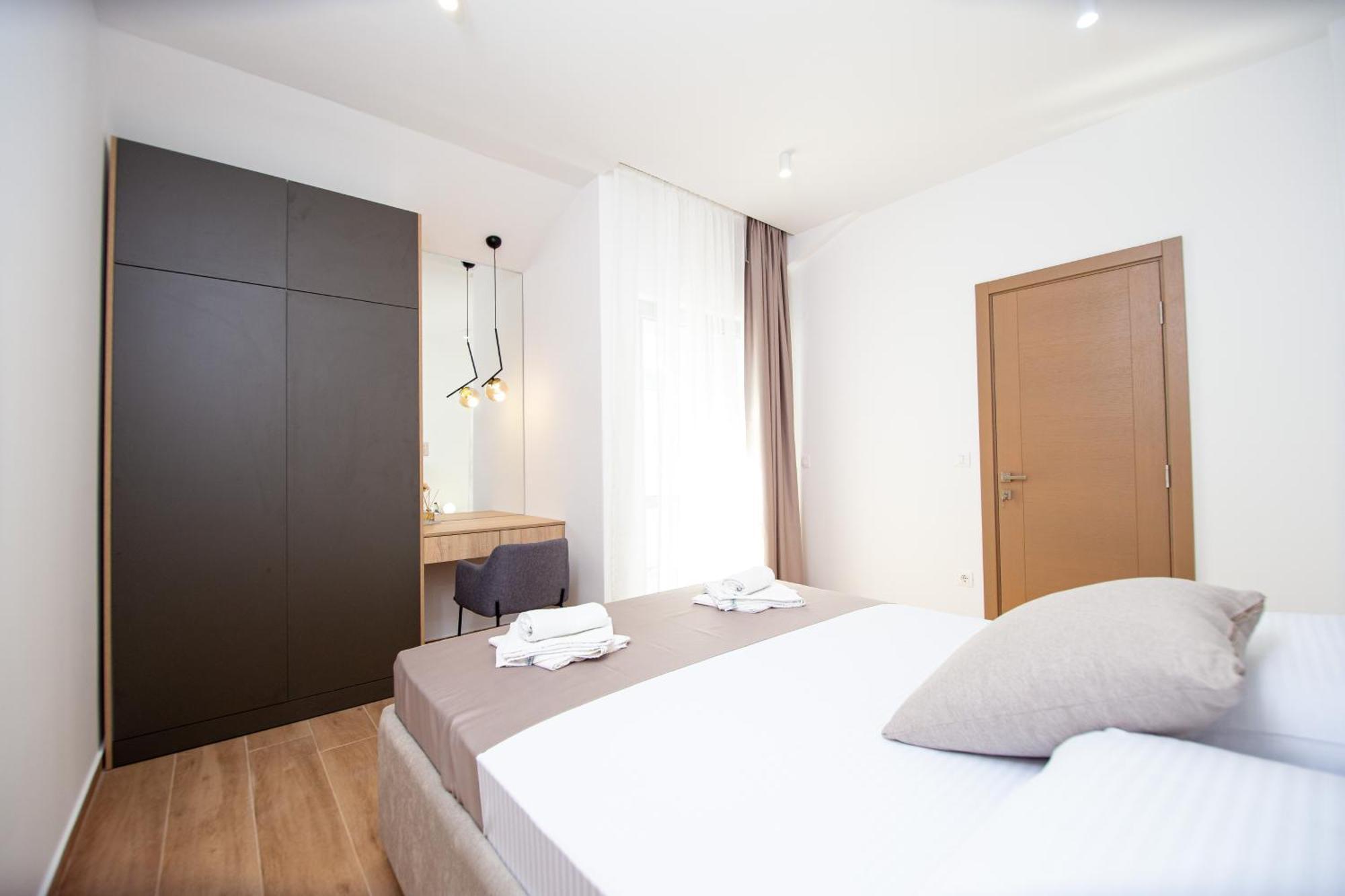 Apartments Sirena - Modern Stay With Free Parking Budva Buitenkant foto