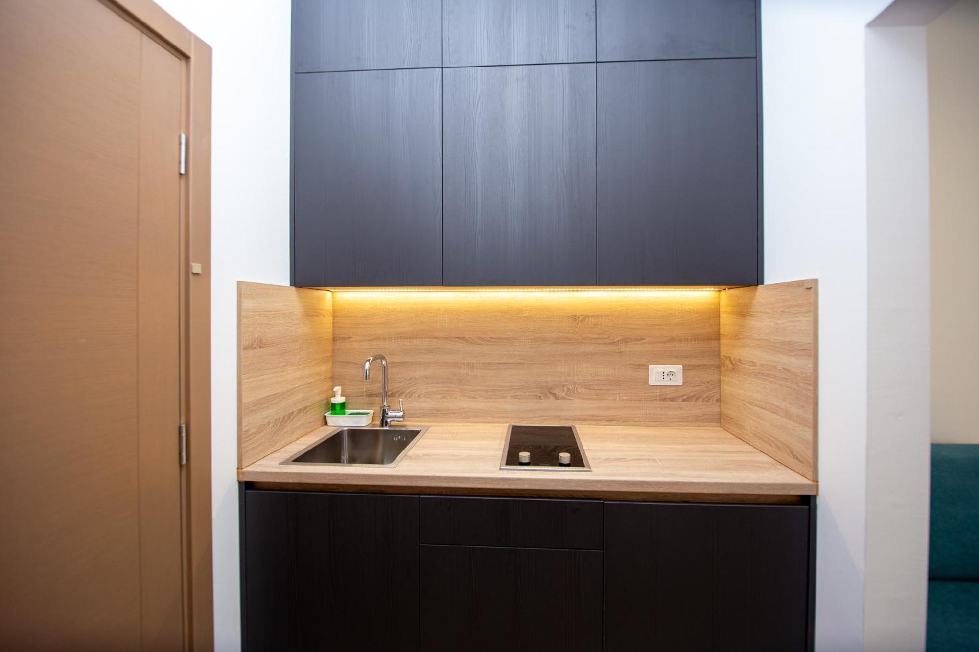 Apartments Sirena - Modern Stay With Free Parking Budva Buitenkant foto