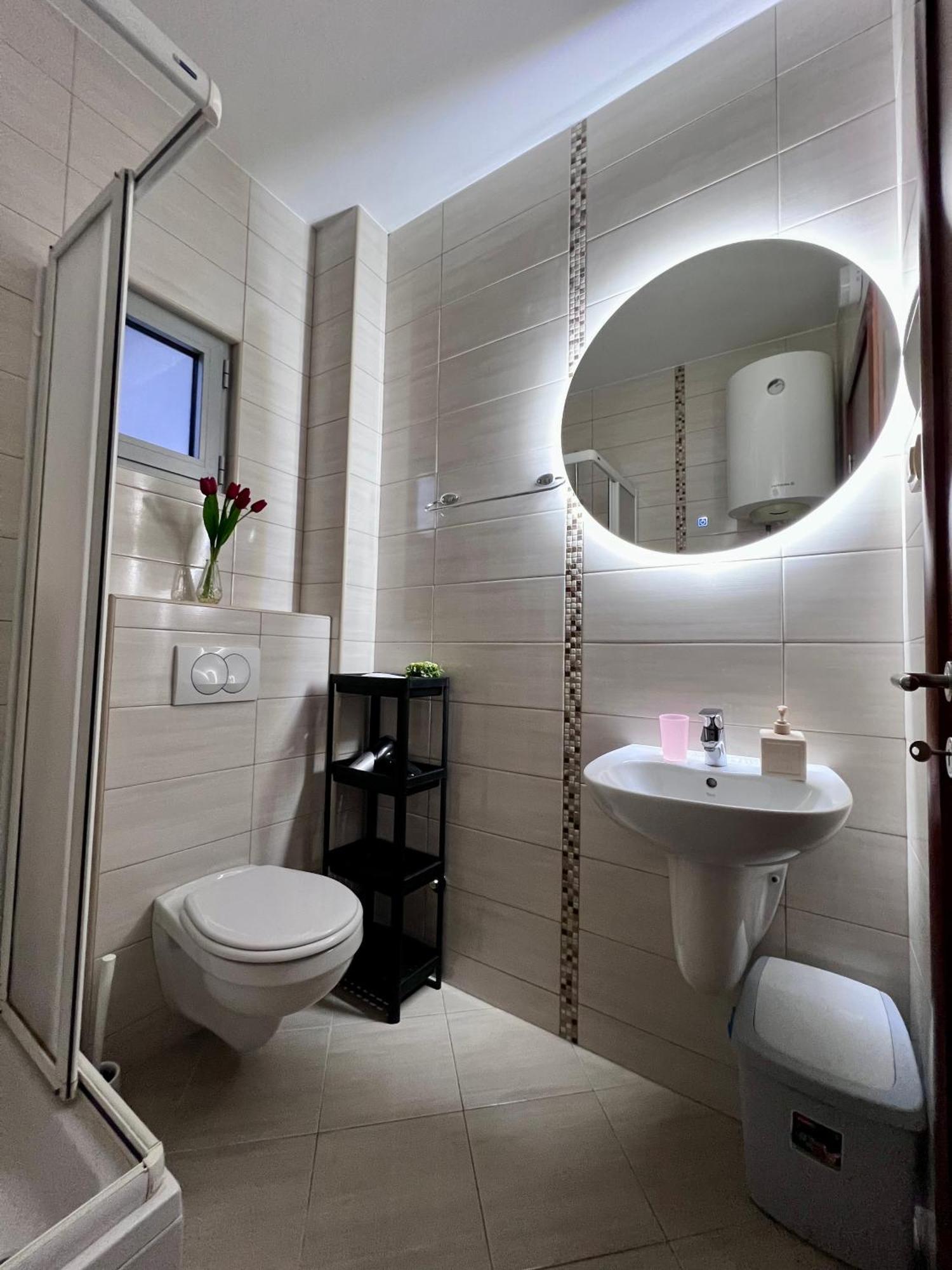 Apartments Sirena - Modern Stay With Free Parking Budva Buitenkant foto