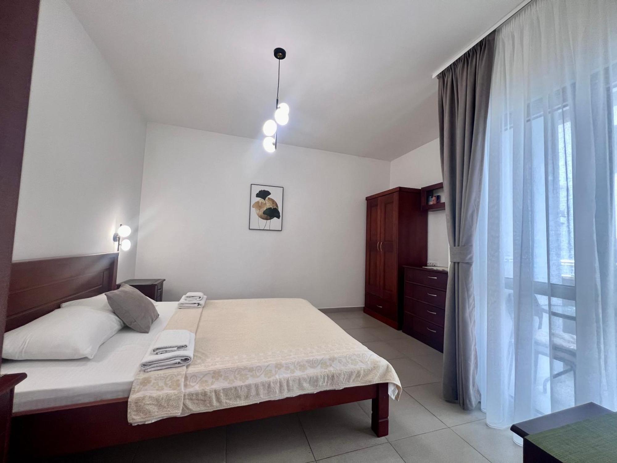 Apartments Sirena - Modern Stay With Free Parking Budva Kamer foto