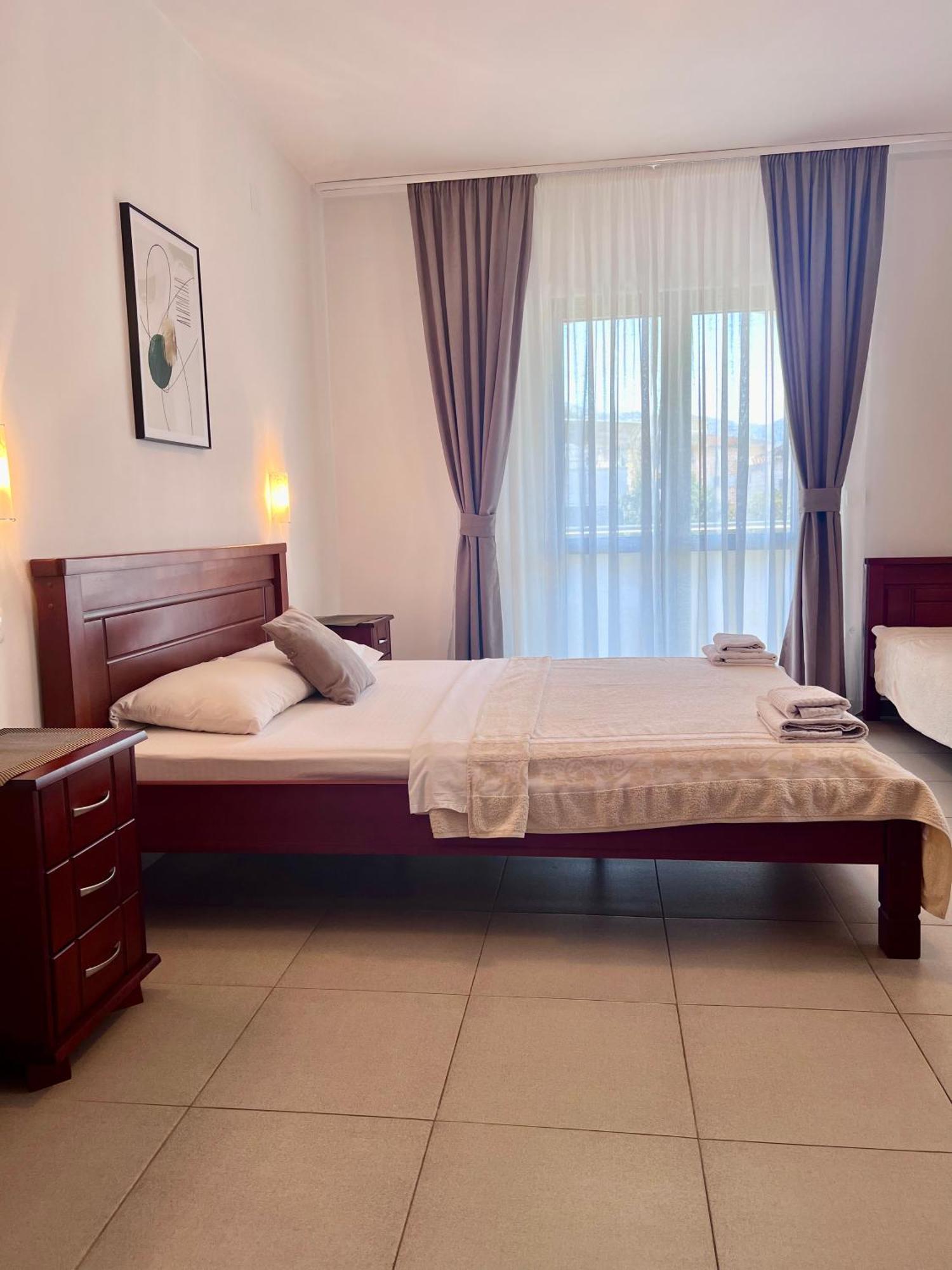 Apartments Sirena - Modern Stay With Free Parking Budva Buitenkant foto